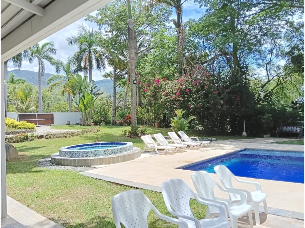 Venta casa campestre en Santa Fé para familias grandes con lote amplio — foto 5