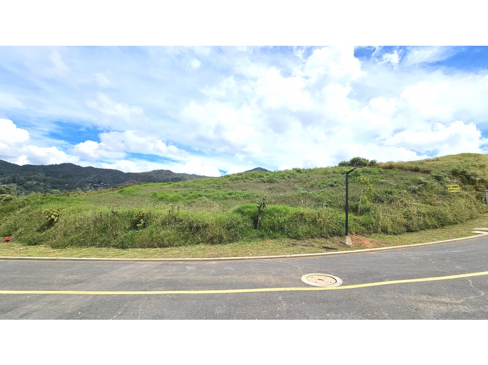 Venta de lote en La Ceja con vista panorámica y parcelación premium — foto 4