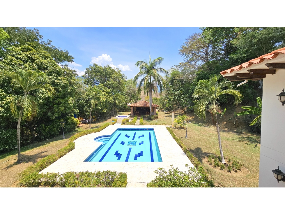 Casa campestre venta Santa Fe, casa colonial, lote plano, piscina — foto 4