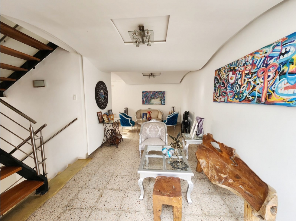 VENTA CASA EN URBANIZACION LOS ALCAZARES MANGA CARTAGENA