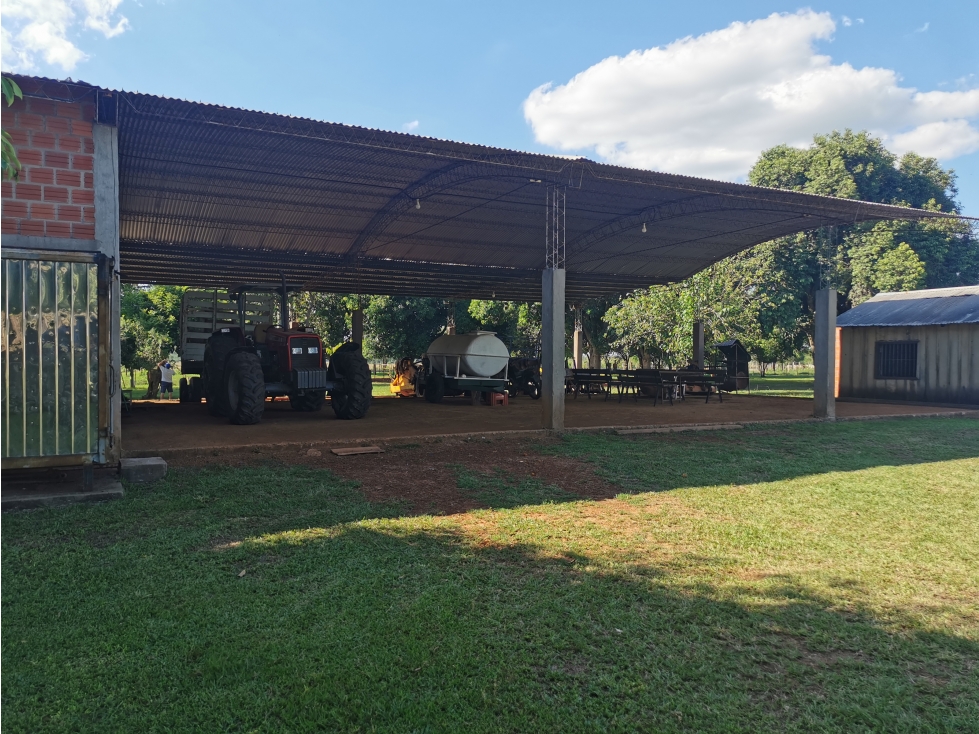 Vendemos 576 has. de campo a 14 km de Santaní, en San Pedro - 5