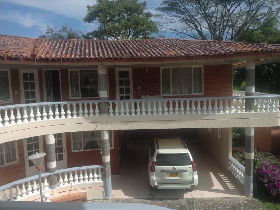 VENTA CASA CAMPESTRE O TEMPERADERO EN LA ROCHELA — foto 2