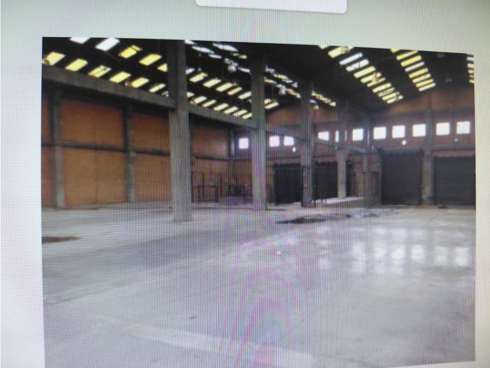 ARRIENDO BODEGA EN ZONA INDUSTRIAL MONTEVIDEO