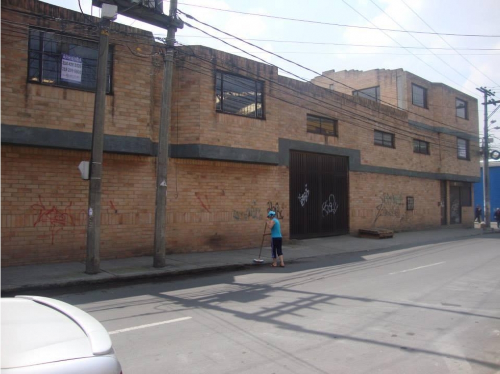 VENTA BODEGA LAS FERIAS