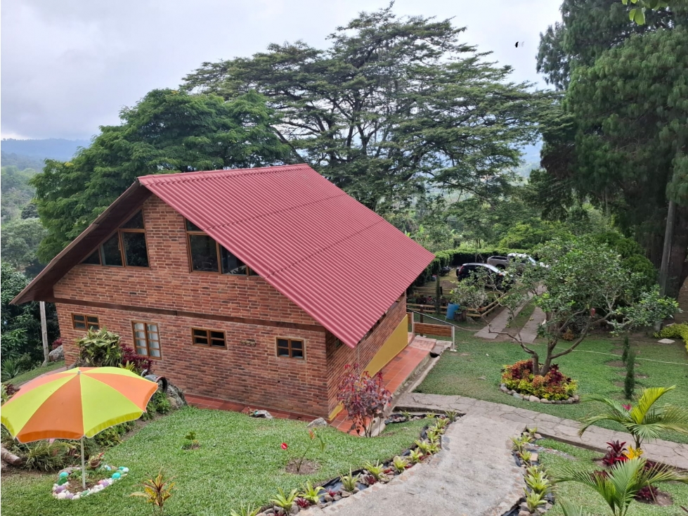 VENTA FINCA SUPER LINDA EN ANOLIMA - 4