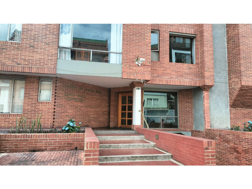 APARTAMENTO EN VENTA CASTILLO DE PUENTE LARGO