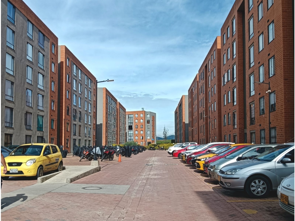 VENTA APARTAMENTO CUIDAD VERDE- SOACHA — foto 3