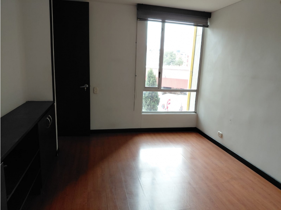 ARRIENDO APARTAMENTO EN CAPELLANIA — foto 6