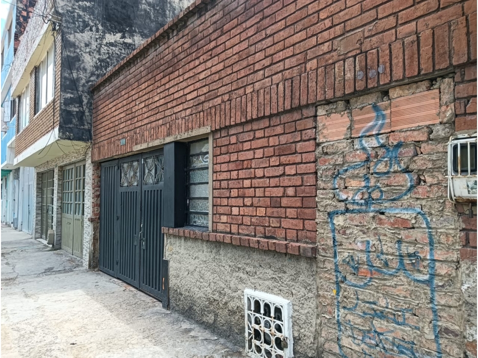 VENTA CASA LOTE EN ALCALA SUR — foto 2