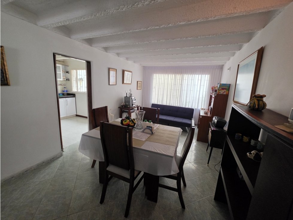 Casa en venta Villa del Prado Bogotá | 3 alcobas y 2 parqueaderos