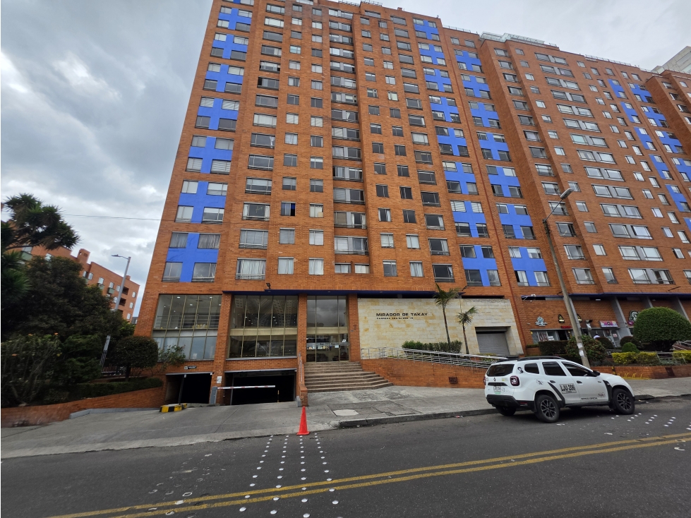 Apartamento dúplex de 62 m² en arriendo en Mirador de Takay