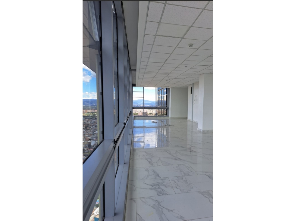 ARRIENDO OFICINA EDIFICIO NORTH POINT - 2