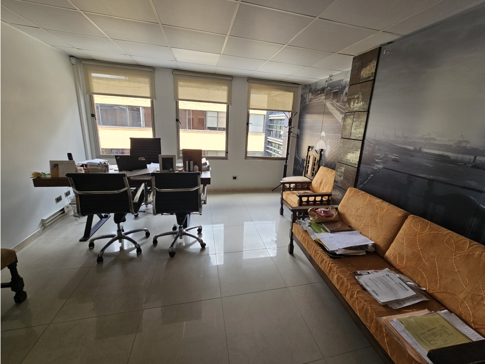 Oficina Dúplex en Venta o Arriendo Chicó | 153 m² | 3 Parqueaderos — foto 5