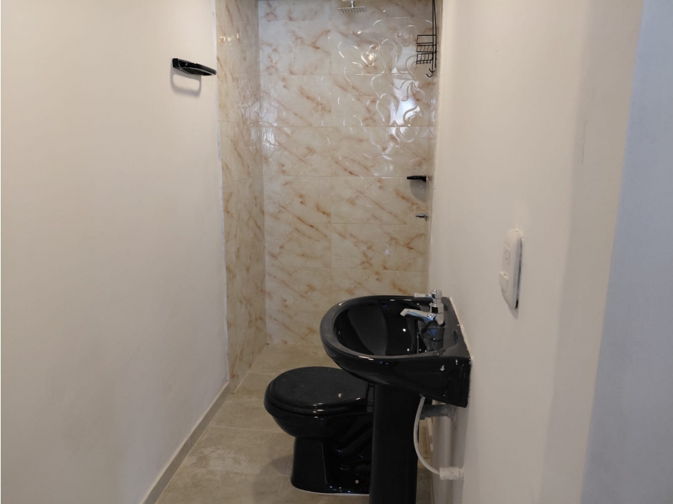 ARRIENDO APARTAESTUDIO EN 7 DE AGOSTO — foto 5