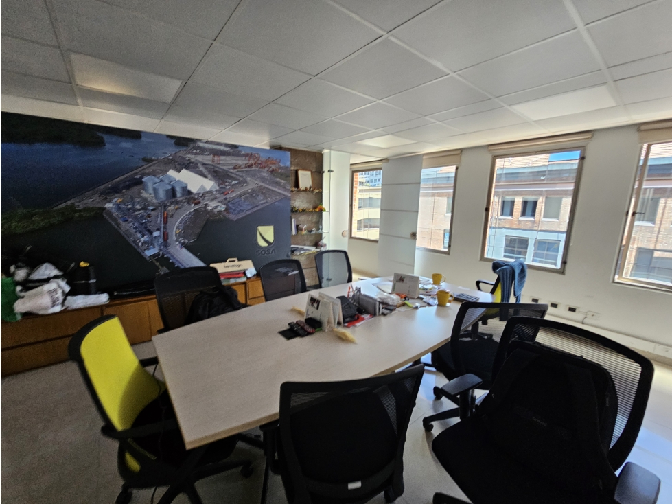 Oficina Dúplex en Venta o Arriendo Chicó | 153 m² | 3 Parqueaderos — foto 4