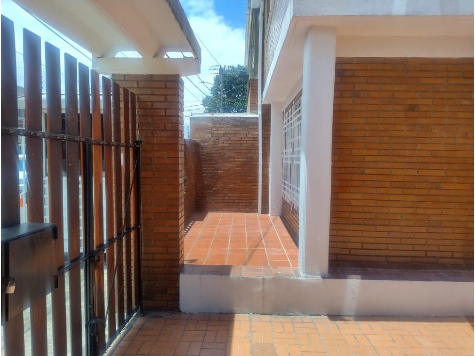 VENTA CASA EN CEDRITOS — foto 3