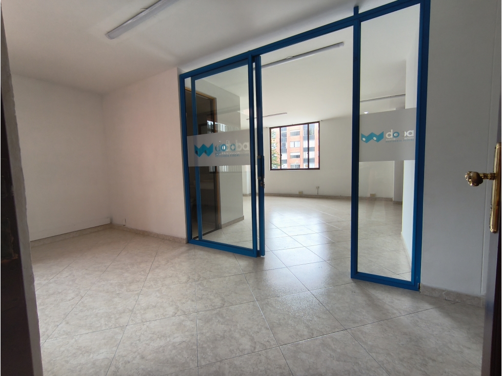 OFICINA EN VENTA ANTIGUO COUNTRY CHAPINERO BOGOTA — foto 5