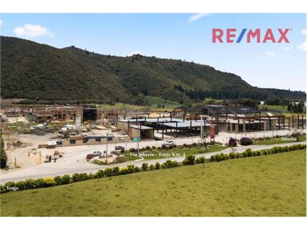 SE VENDE CASA ADOSADA
