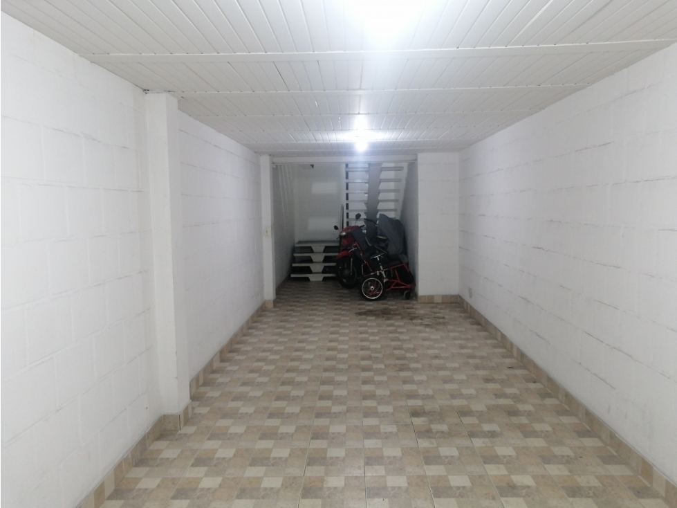 SE VENDE EDIFICIO — foto 2