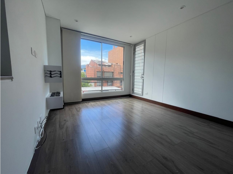 Luminoso Apto Exterior-Balcón-Chimenea Nueva Autopista-51.74 M2 — foto 2