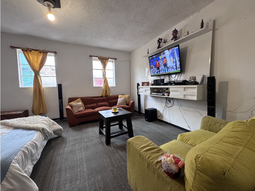 CASA PARA BODEGA EN VENTA PENSILVANIA PUENTE ARANDA