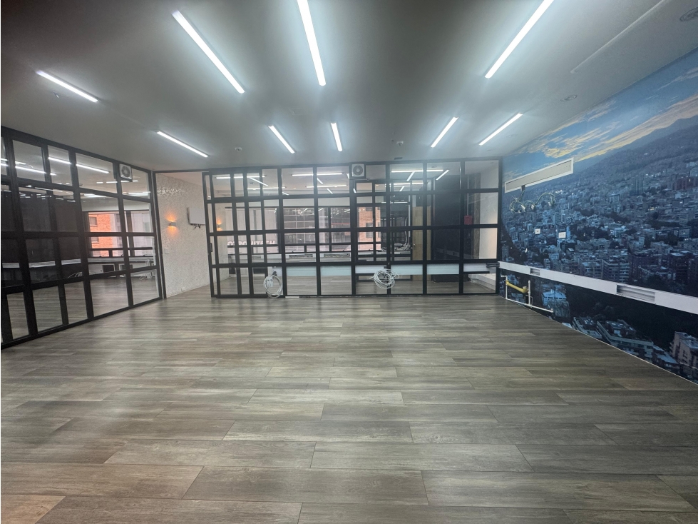 Arriendo oficinas, calle 123 con cr 7 Bogota
