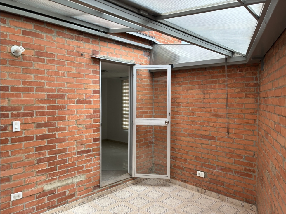 ¡Casa en Toscana, BogotÃ¡! Amplia y Bien Ubicada — foto 5