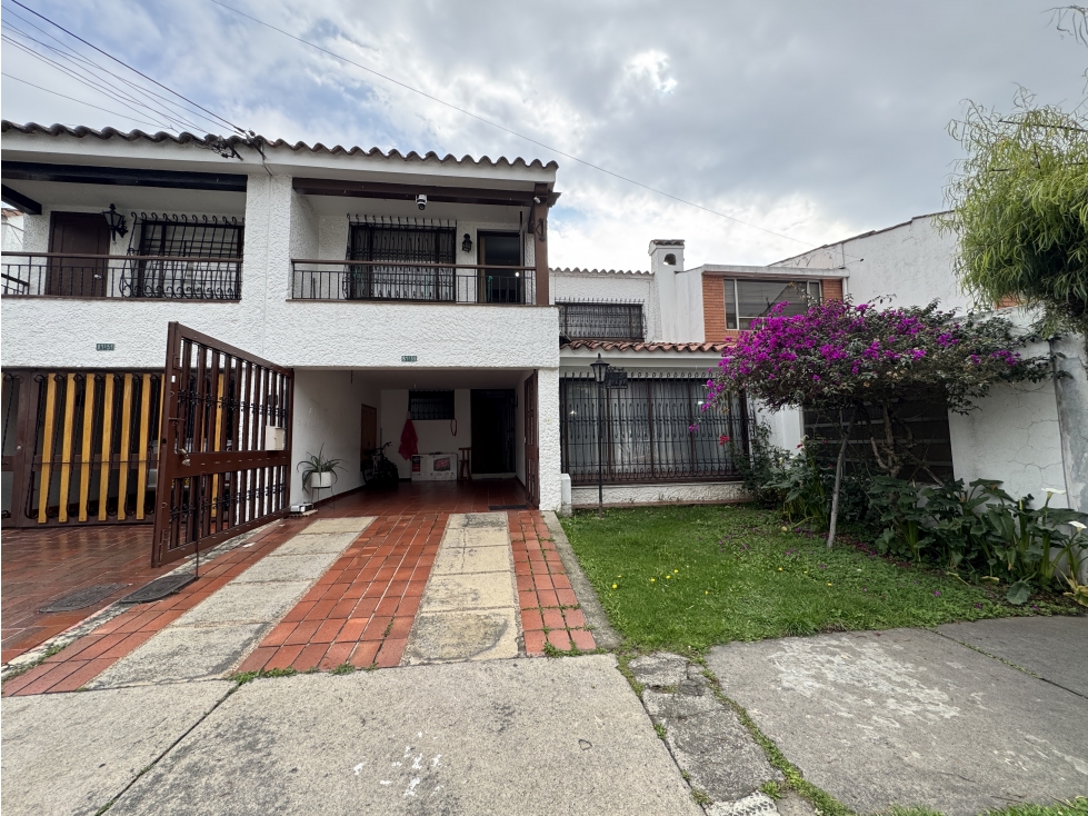 CASA EN VENTA MODELIA FONTIBON BOGOTA