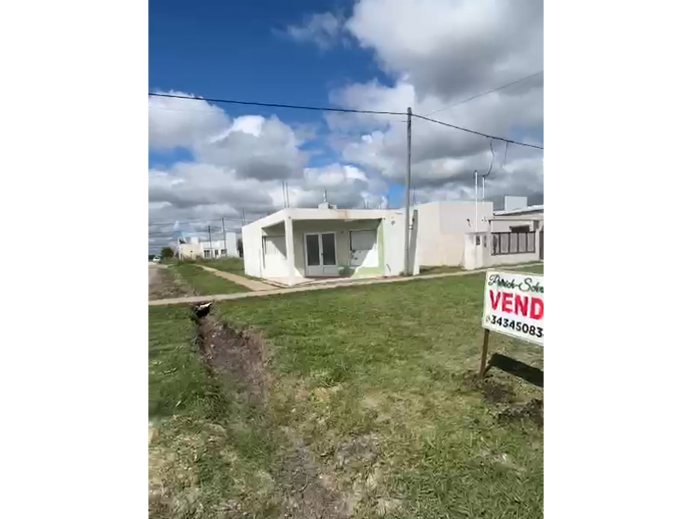 se vende Local Comercial en María Grande 9 de Julio y Concejal Furlan - 1