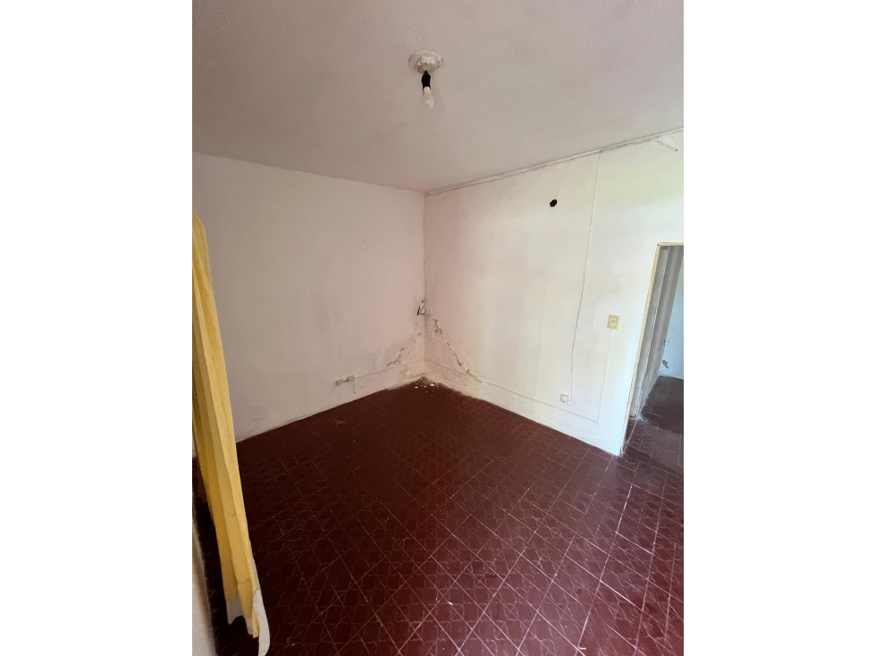 Se vende Casa en Maria Grande sobre Av. Argentina - 2