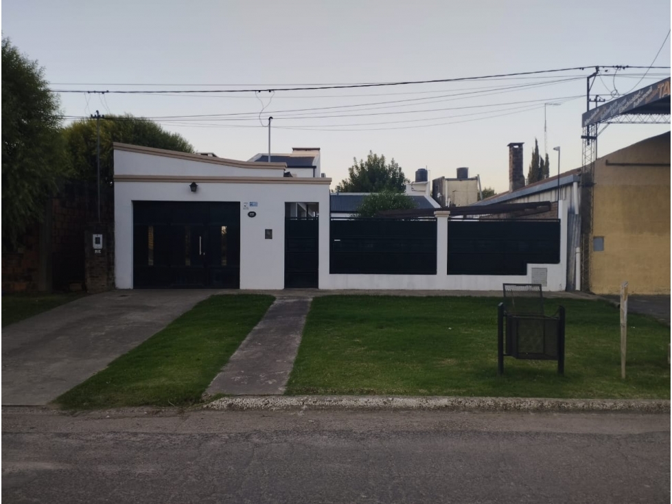 Se vende Casa en Viale calle San Martín - 1
