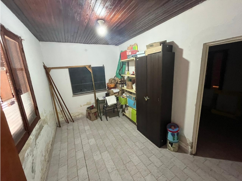 Se vende casa en Alcaraz sobre calle 9 de Julio - 5