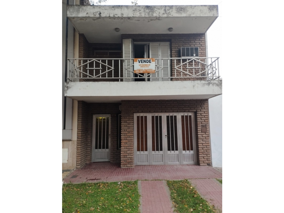Se vende casa en Viale calle 9 de Julio - 1