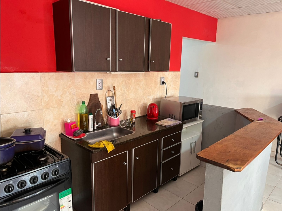 Casa de 2 pisos en Viale - 4
