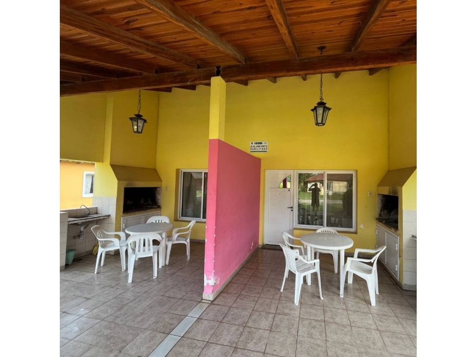 Venta de Complejo de 3 Cabañas Termas de María Grande - 2