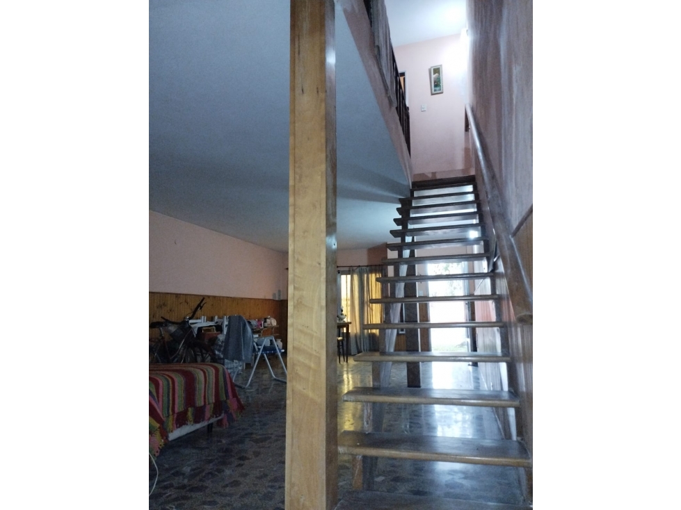 Se vende casa en Viale calle 9 de Julio - 2
