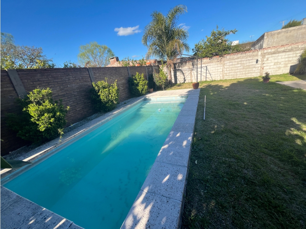 Se venden casas en María Grande sobre Belgrano - 3