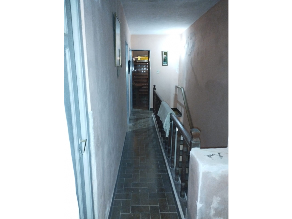 Se vende casa en Viale calle 9 de Julio - 4