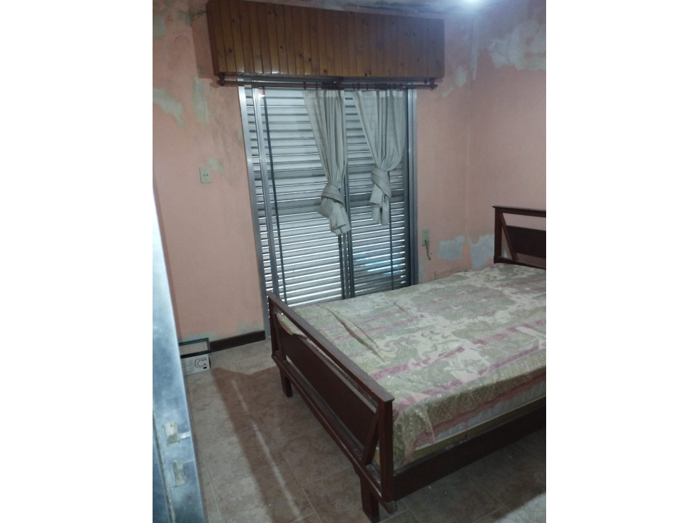 Se vende casa en Viale calle 9 de Julio - 5