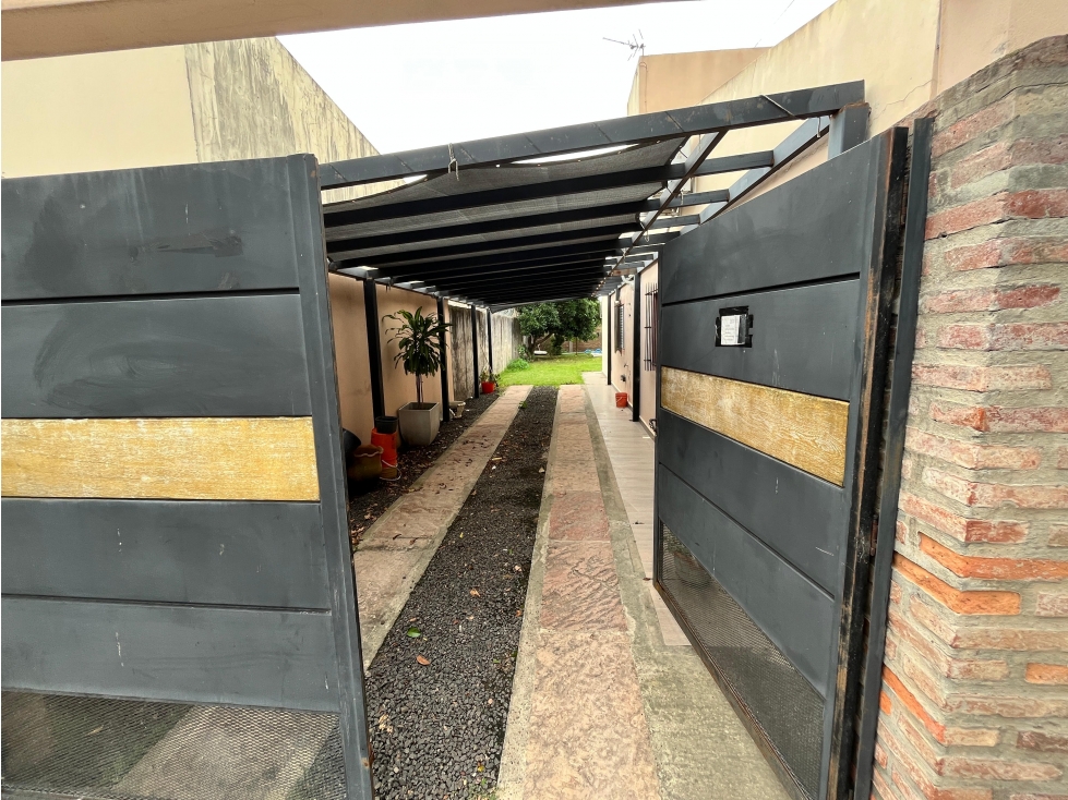 Se venden casas en María Grande sobre Belgrano - 5