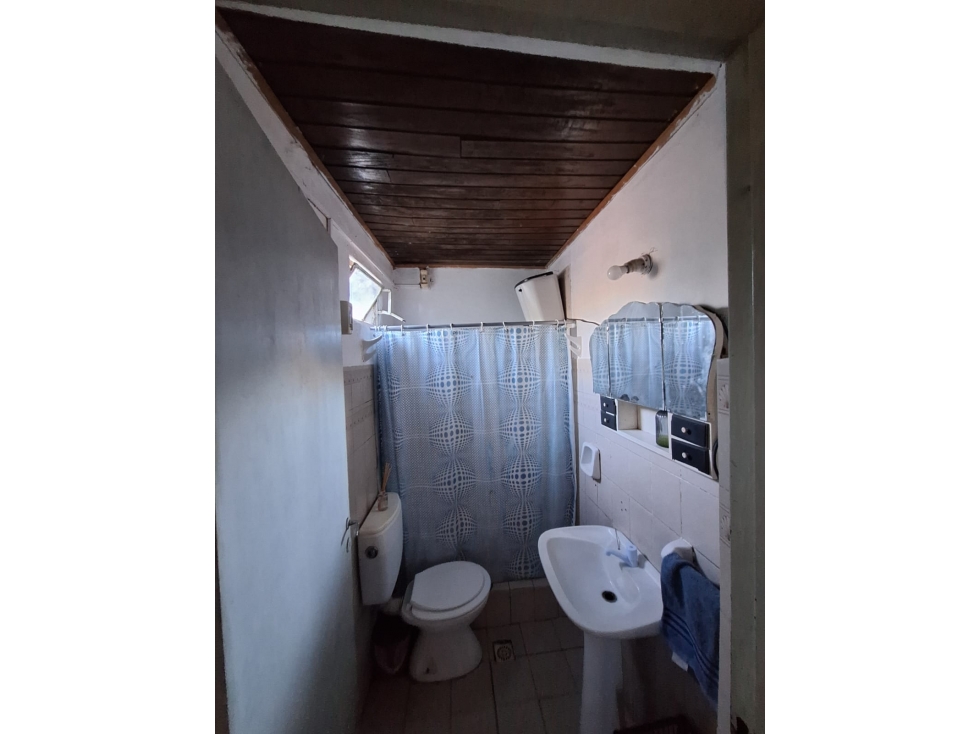 Se vende casa en Viale en calle Belgrano - 6