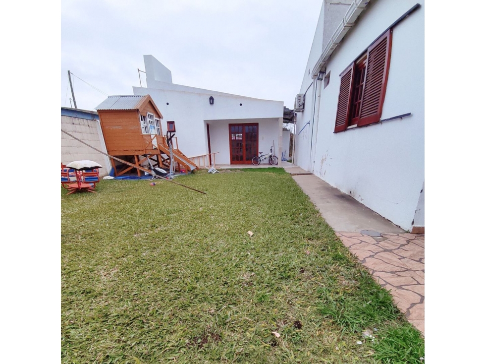 Se vende casa en María Grande sobre esquina - 6
