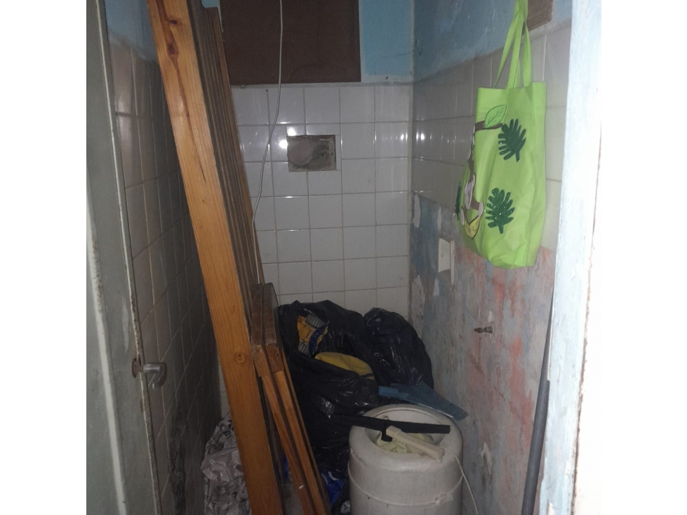 Se vende Casa en Viale calle Alberdi - 6