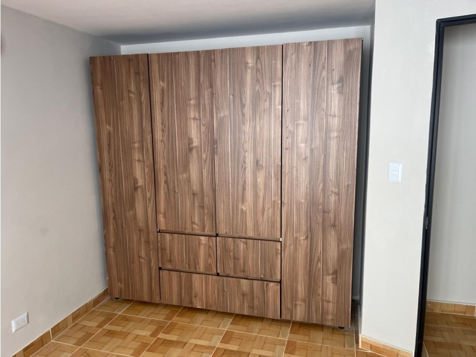 ACSI 1230. Casa en venta de 3 pisos en Chía, Cundinamarca. — foto 4