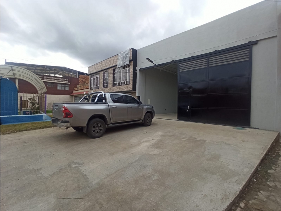 ACSI 638A Bodega en Arriendo Fontibón - 1