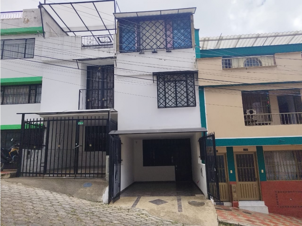 ACSI 1374. Casa en Venta o Permuta, Bonnet, Fusagasugá