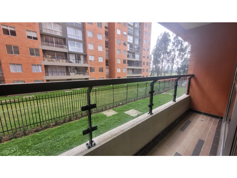 ACSI 1596. Apartamento para la venta en Novaterra, Mosquera