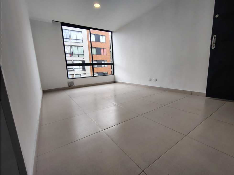 ACSI 1556. Apartamento en Arriendo, Manzanares, Madrid — foto 2