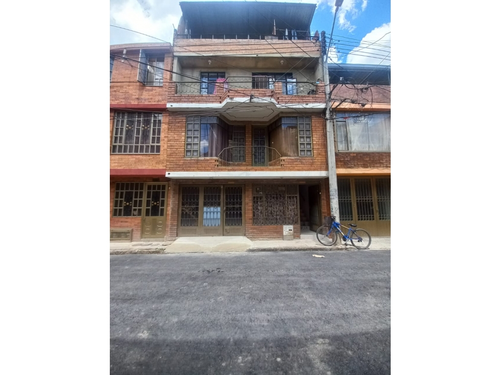 ACSI 692. Casa en venta, Villa Sajonia, Mosquera, Cundinamarca