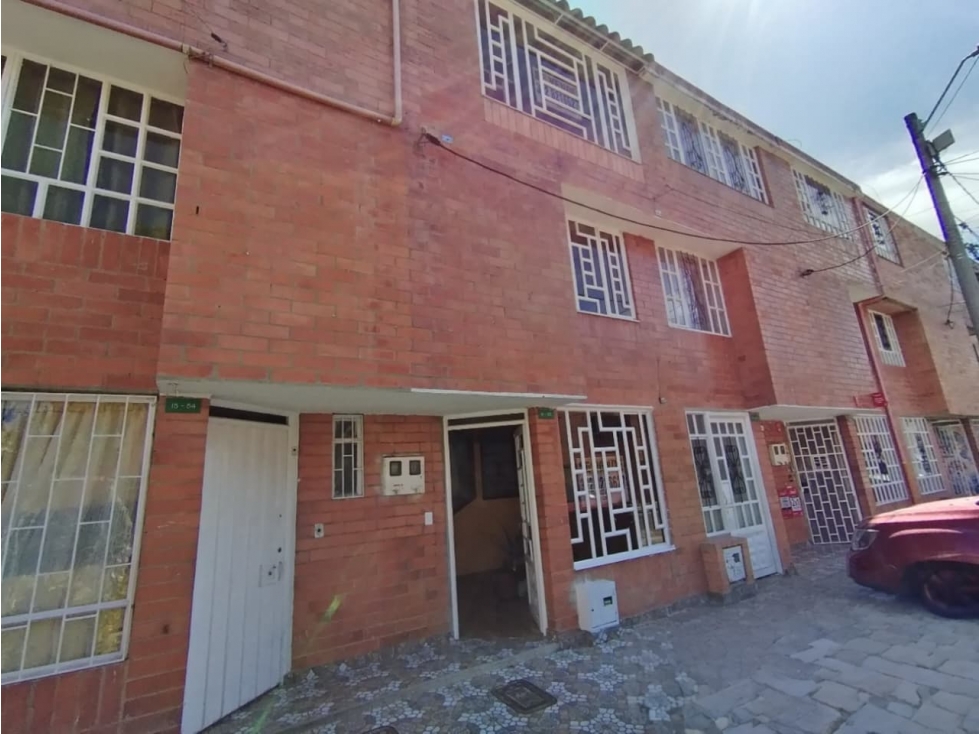 ACSI 1330. Casa en venta en Mosquera, Nueva Castilla